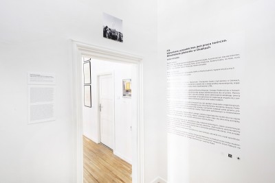 P.S. Warunkiem uczestnictwa jest praca twórcza. Mikrohistorie plenerow w Osiekach